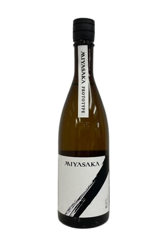 Rượu Sake MIYASAKA JUNMAI GINJO NAKADORI SANKEINI (720ml)