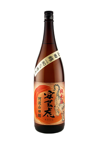 Rượu Sake AKITORA JUNMAI YAMADANISHIKI "TIGER" SAKE (1800ml)